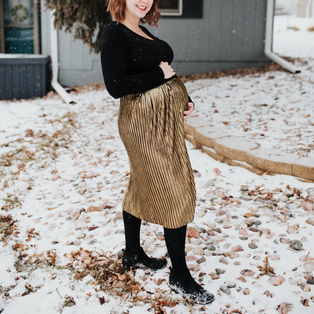 Gold maternity skirt